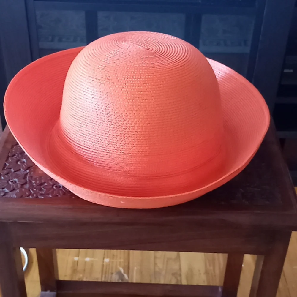 Straw hat - Picture 2 of 4